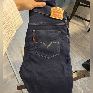 Levi’s 311 Shaping Skinny Jean, Size 29 Women’s Inseam 30”